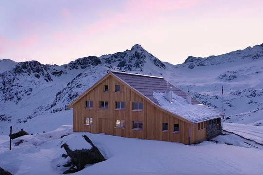 Bild von «SRF bi de Lüt – Winterhüttengeschichten»: Start der neuen Staffel