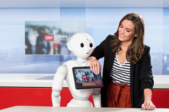 Bild von Digitaltag bei SRF: Wenn plötzlich Roboter und Avatar moderieren