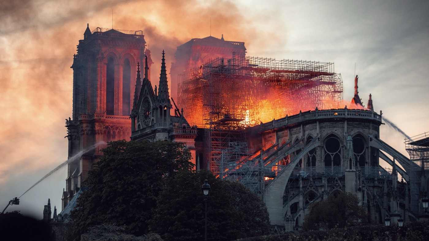 Brand der Notre Dame