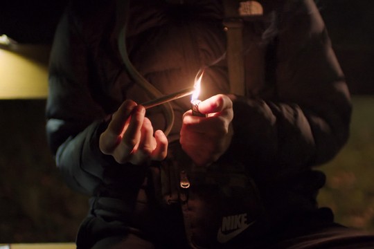 Bild von «DOK»: Jung und bekifft – Was Cannabis auslösen kann